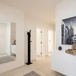 Vivi Rent - Old Olive Vii