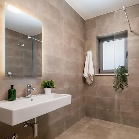 Vivi Rent - Old Olive Vii Vodnjan