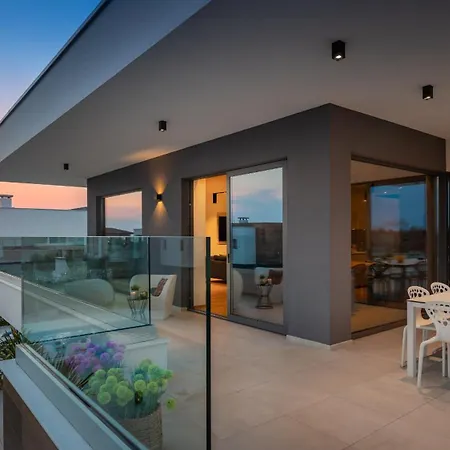 Vila Vivi Rent - Old Olive Vii